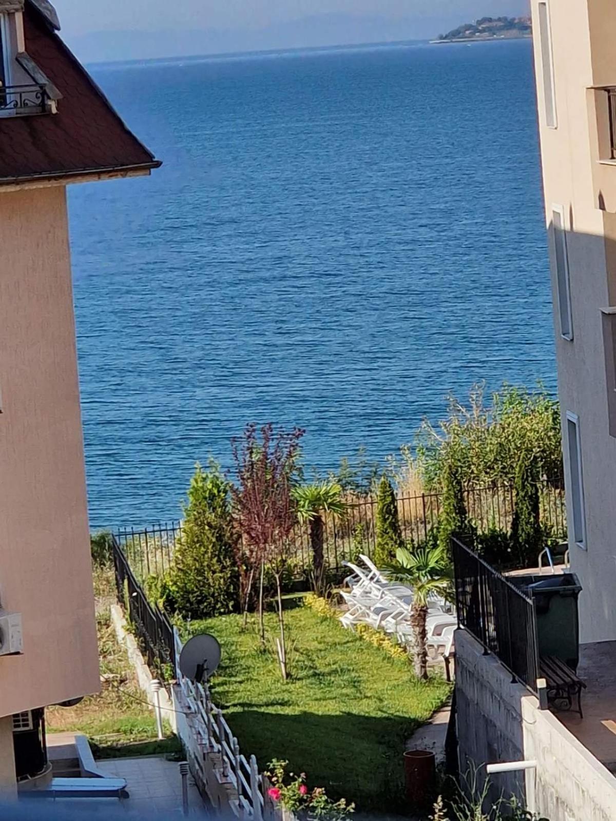 Larenta Sveti Vlas, Ulitsa Cherno More 12 Екстериор снимка